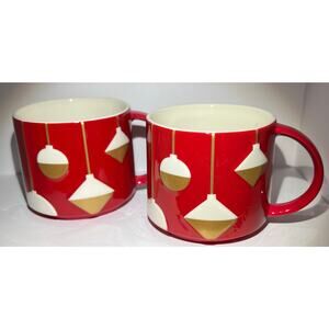 Starbucks Christmas mugs
Set up two￼
